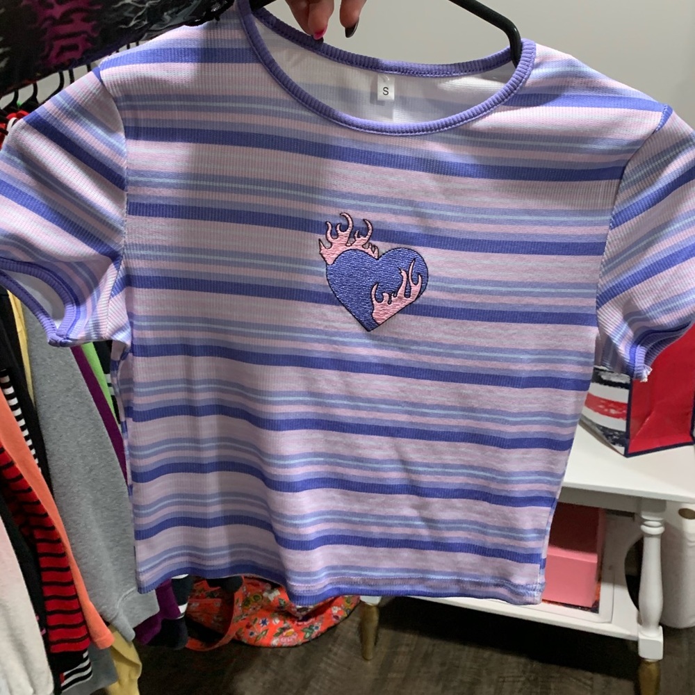 Y2K crop shirt